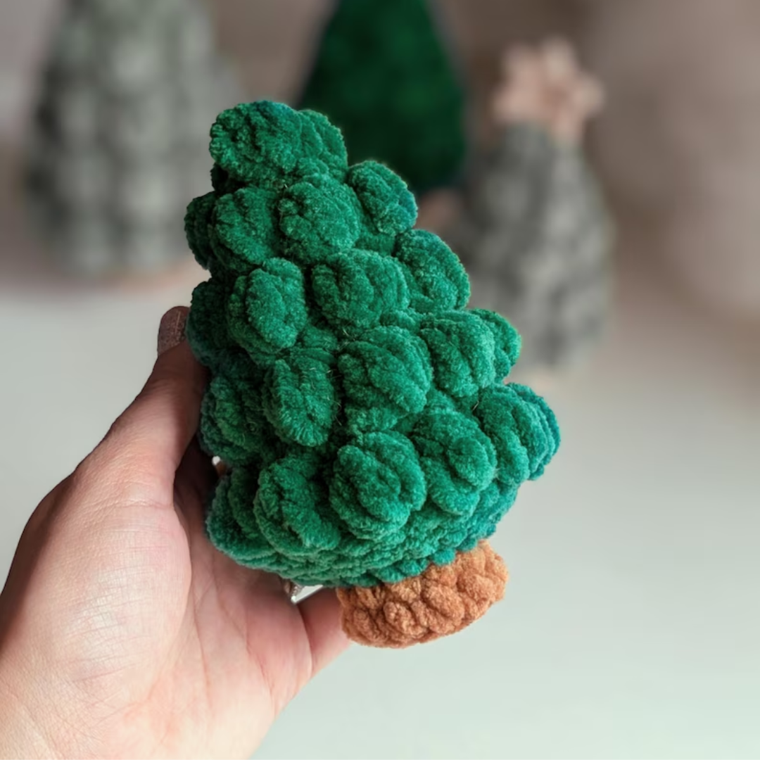 Crochet Christmas Tree with Star PDF Pattern Low-Sew