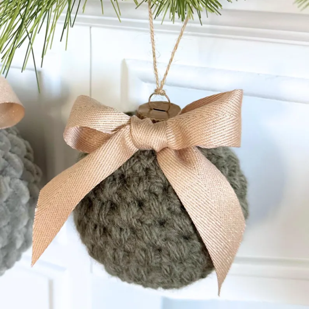 Crochet Pattern | Crochet Christmas Ball Ornament Pattern 097 | Crochet Bauble Pattern | DIY Christmas Tree Decorations